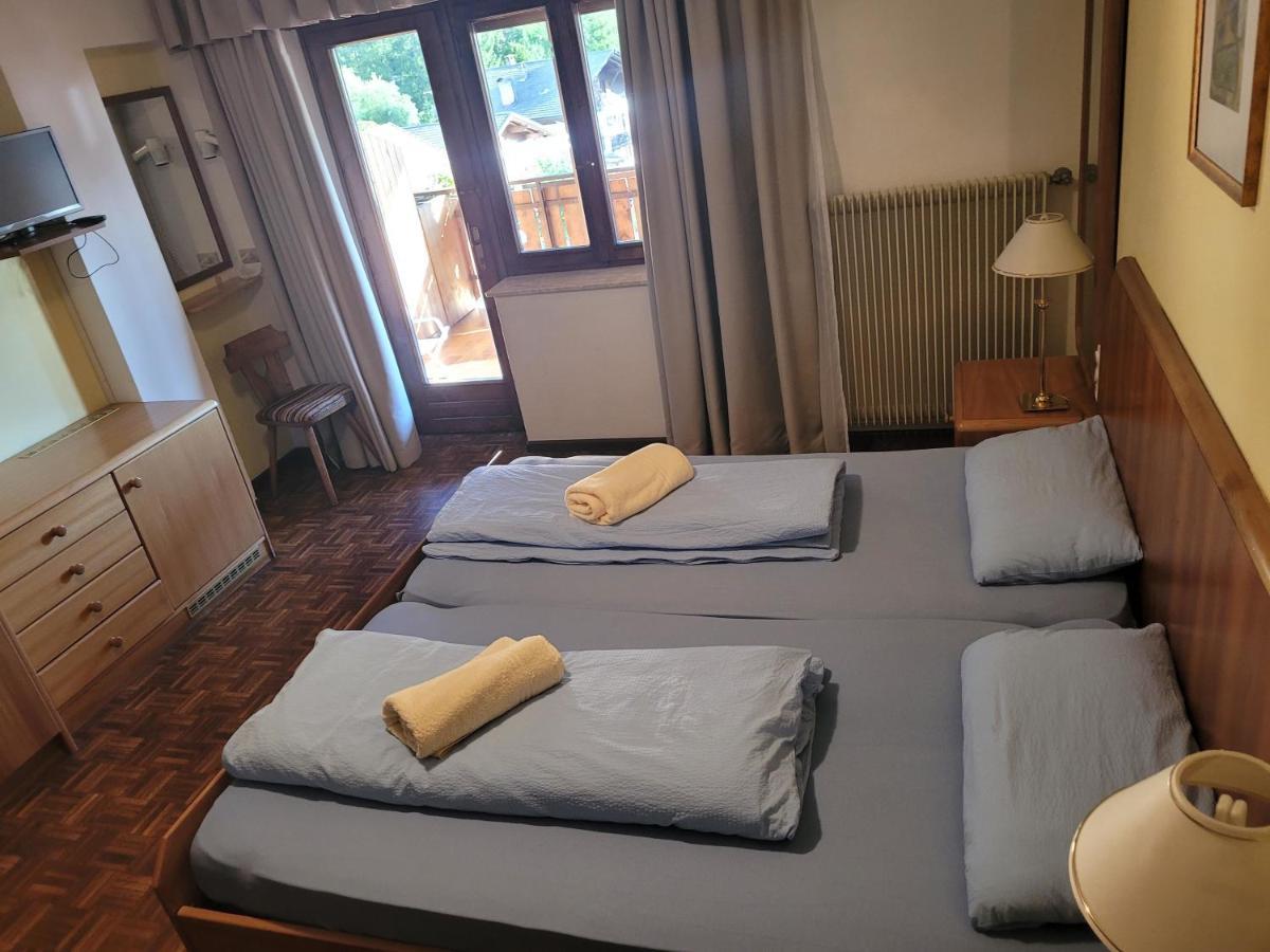 Appartements Pension Sonia Фунес Екстериор снимка