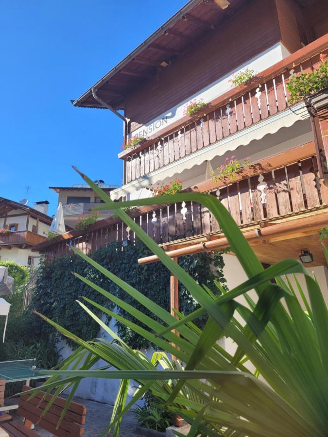 Appartements Pension Sonia Фунес Екстериор снимка