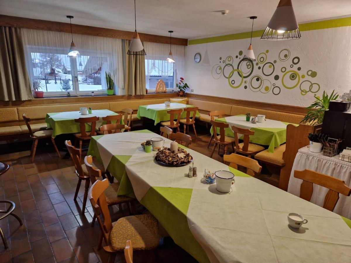 Appartements Pension Sonia Фунес Екстериор снимка