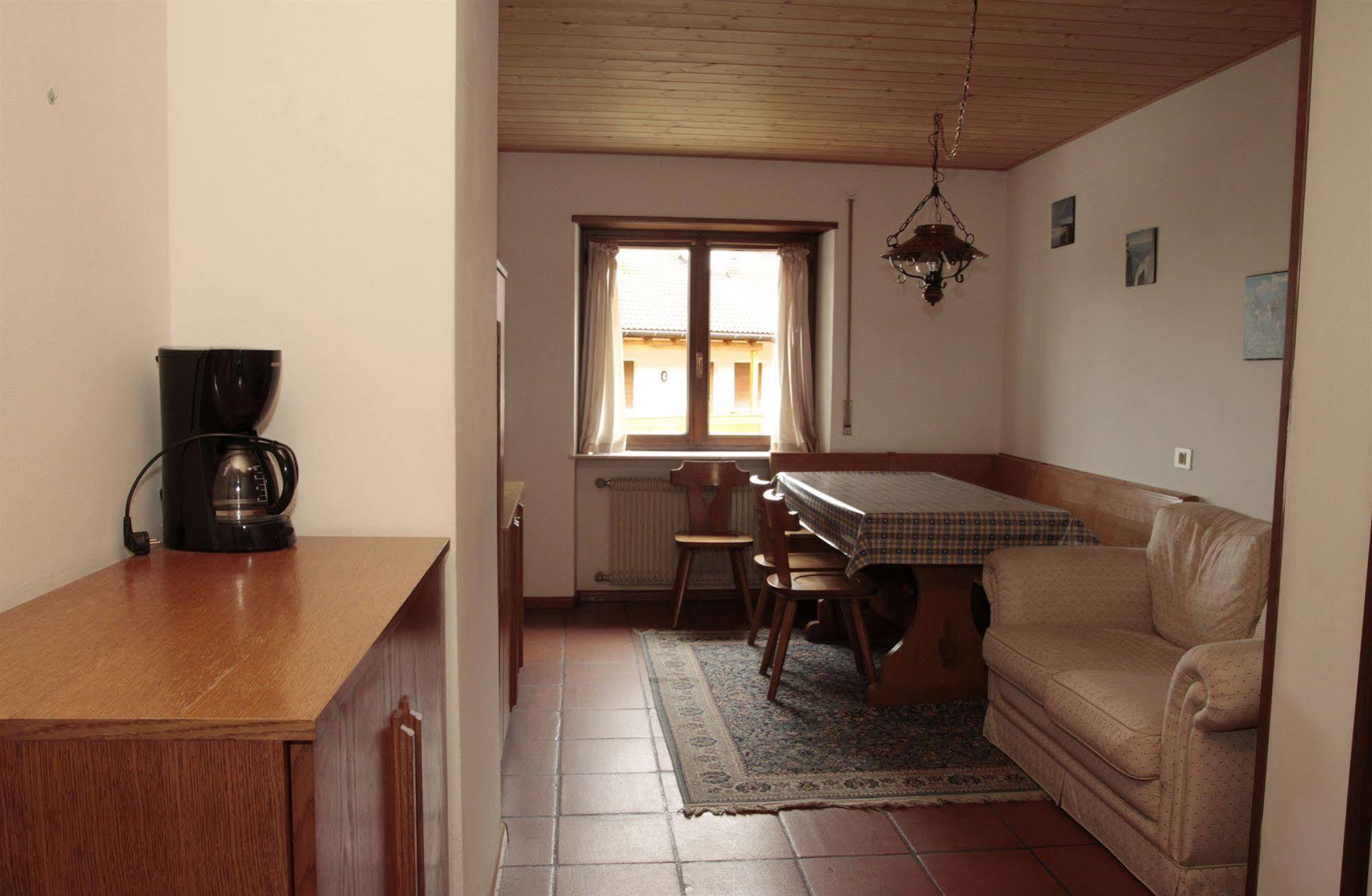 Appartements Pension Sonia Фунес Екстериор снимка